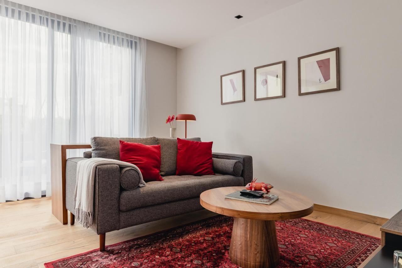 Amazing Huge 2br/2.5ba In Polanco!